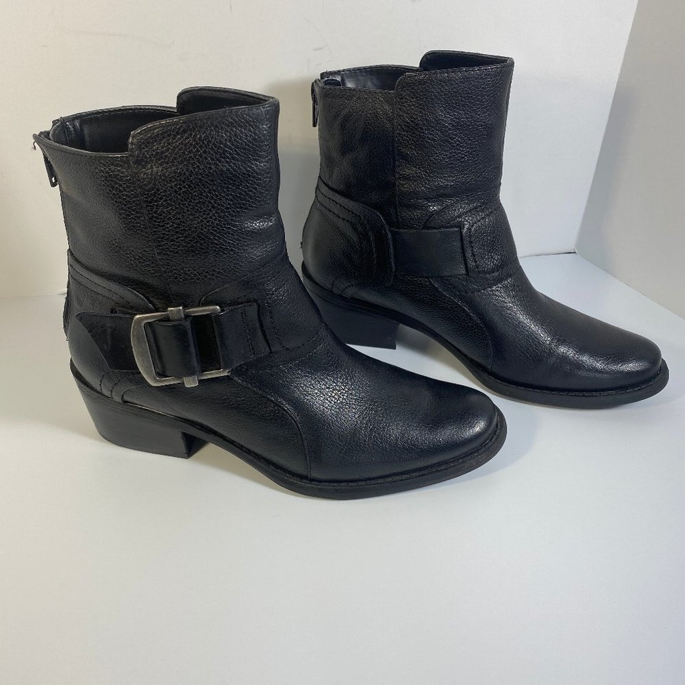 Kelly & Katie pebbled Leather side buckle Boot